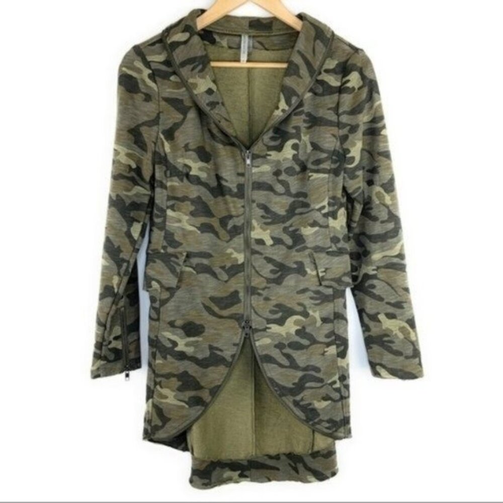 Mür Mür Camo Zippered Sweater Jacket